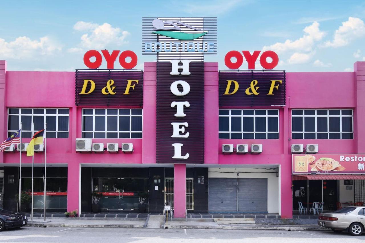 Oyo 498 D&F Boutique Hotel Senawang Seremban Exterior foto